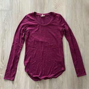 Aritzia Wilfred Scoop Neck Long Sleeve Top in a deep magenta